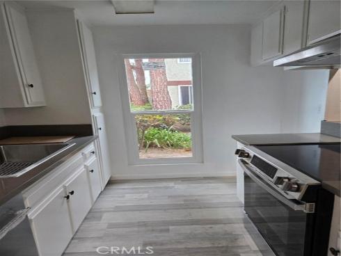 1030 W Macarthur 83 Boulevard, Santa Ana, CA