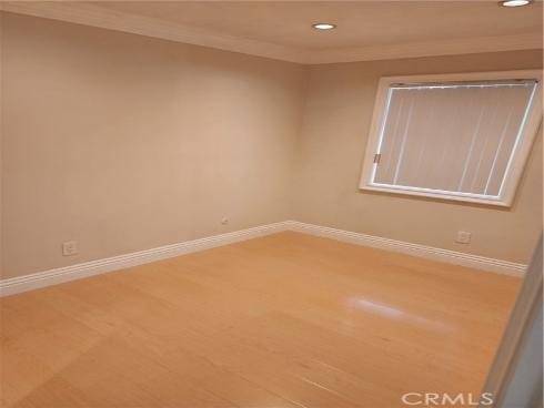 2521 W Sunflower T2 Avenue, Santa Ana, CA