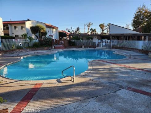 2521 W Sunflower T2 Avenue, Santa Ana, CA