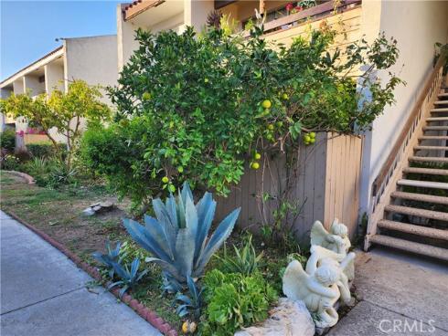 2521 W Sunflower T2 Avenue, Santa Ana, CA