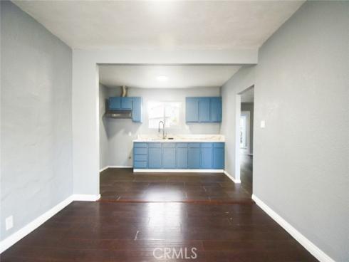 2534 W Pomona Street, Santa Ana, CA