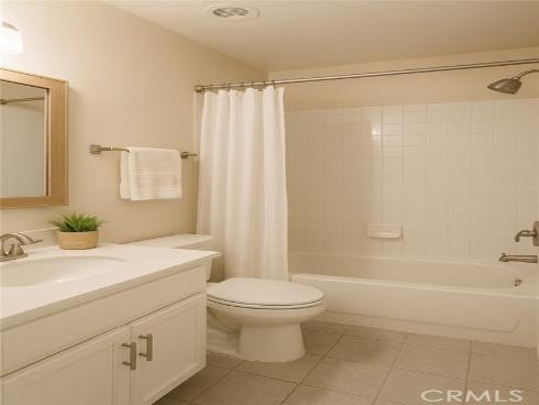 631 S Fairview 4F Street, Santa Ana, CA