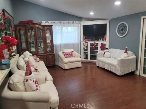 2214 Mark Street, Santa Ana, CA