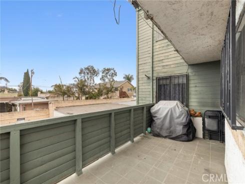 627 N Bristol 36 Street, Santa Ana, CA