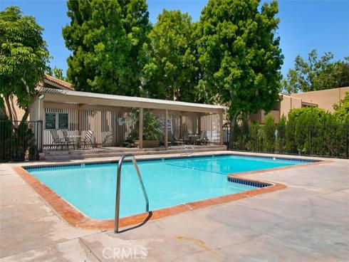 1101 W Macarthur 304 Boulevard, Santa Ana, CA