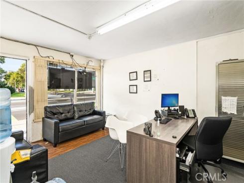 1106 W Santa Ana Boulevard, Santa Ana, CA