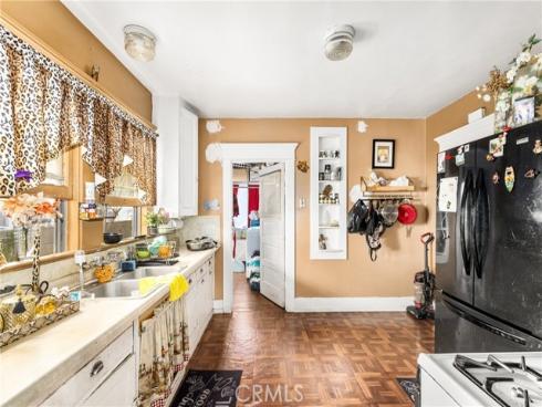 1106 W Santa Ana Boulevard, Santa Ana, CA