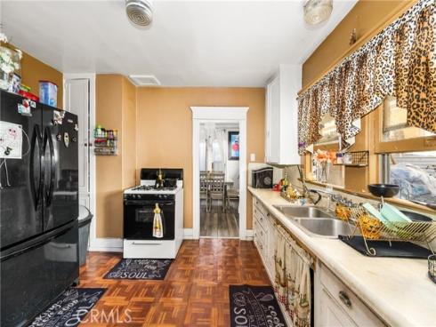 1106 W Santa Ana Boulevard, Santa Ana, CA