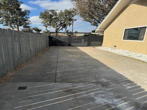 1435 Orange Avenue, Santa Ana, CA