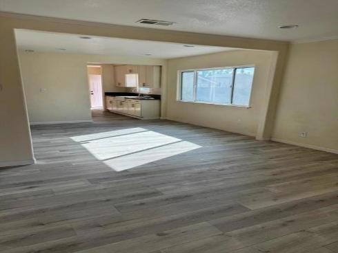 1435 Orange Avenue, Santa Ana, CA