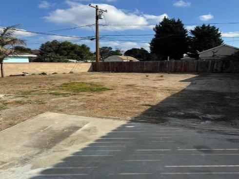 1435 Orange Avenue, Santa Ana, CA