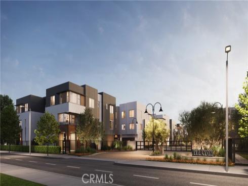 585 S Lyon Street, Santa Ana, CA