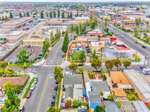 117 S Daisy Avenue, Santa Ana, CA
