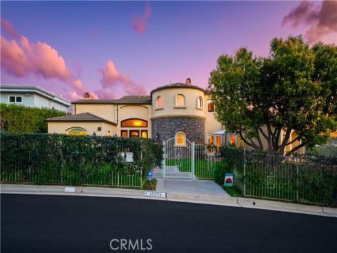 10422  Broadview   Place, Santa Ana, CA