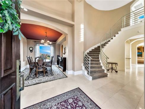 10422  Broadview   Place, Santa Ana, CA