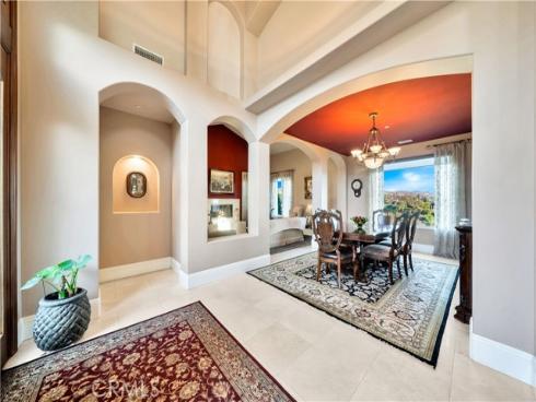 10422  Broadview   Place, Santa Ana, CA