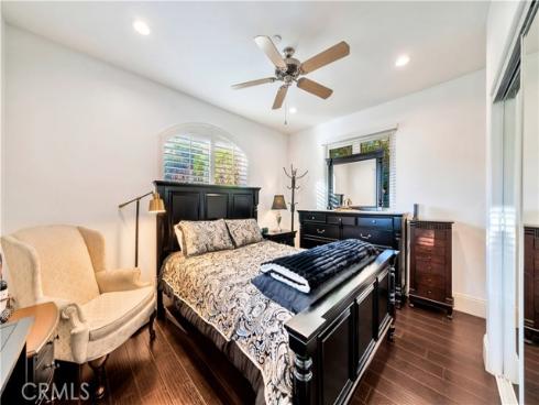 10422  Broadview   Place, Santa Ana, CA