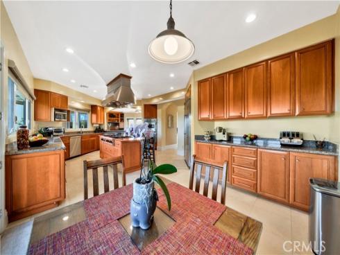 10422  Broadview   Place, Santa Ana, CA