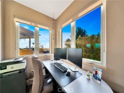 10422  Broadview   Place, Santa Ana, CA