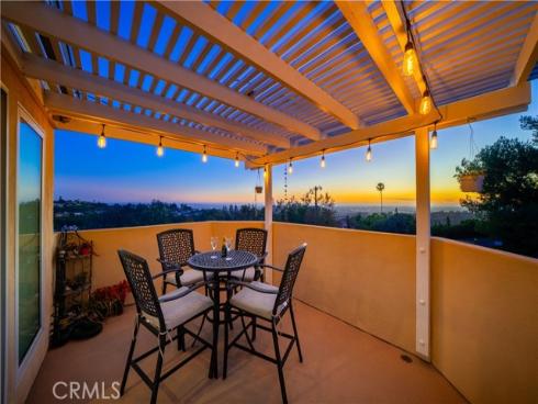 10422  Broadview   Place, Santa Ana, CA