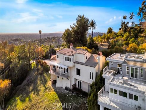 10422  Broadview   Place, Santa Ana, CA