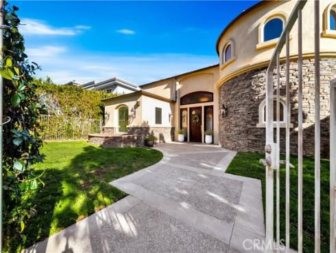 10422  Broadview   Place, Santa Ana, CA