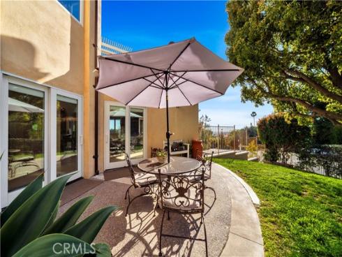 10422  Broadview   Place, Santa Ana, CA