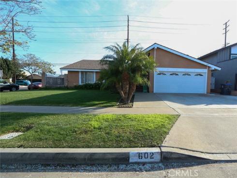 602 W Alpine Ave , Santa Ana, CA
