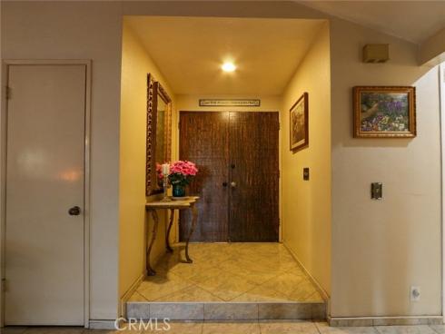 602  W Alpine Ave  , Santa Ana, CA