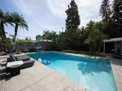 1222 W Sharon   Road, Santa Ana, CA