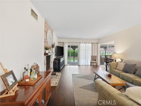 1613 E Wellington Avenue, Santa Ana, CA