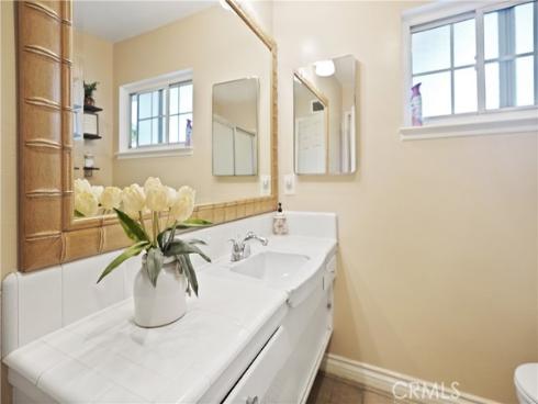 1613 E Wellington Avenue, Santa Ana, CA