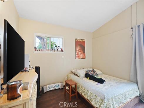 1613 E Wellington Avenue, Santa Ana, CA