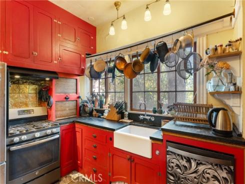 1106 North Spurgeon Street , Santa Ana, CA