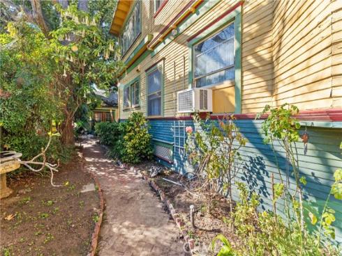 1106 North Spurgeon Street , Santa Ana, CA