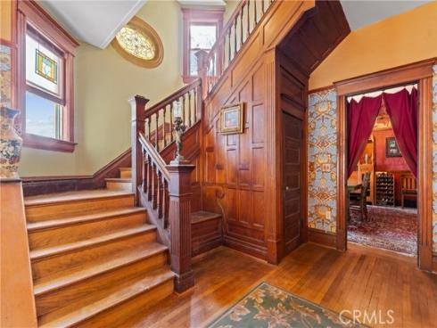 1106 North Spurgeon Street , Santa Ana, CA