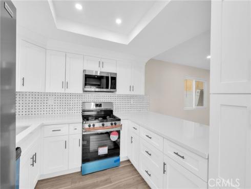 3028 Mary Cmn , Santa Ana, CA