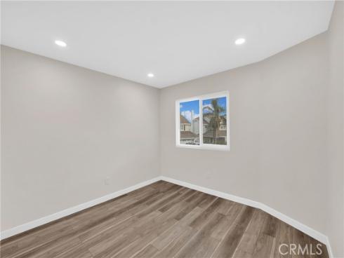 3028 Mary Cmn , Santa Ana, CA