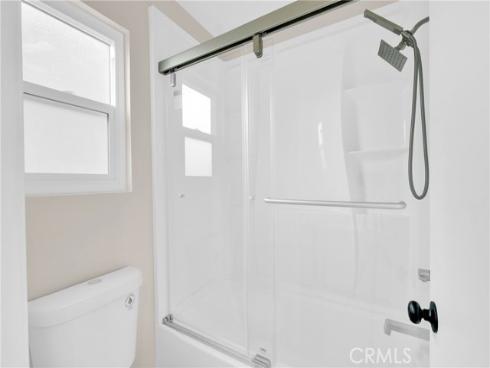 3028 Mary Cmn , Santa Ana, CA