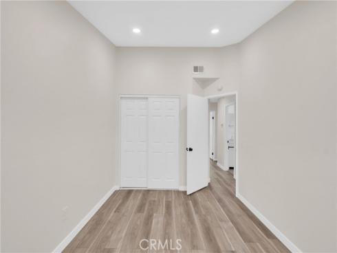 3028 Mary Cmn , Santa Ana, CA