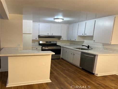 1001 W Macarthur  50  Boulevard, Santa Ana, CA