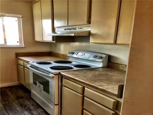 623 N Bristol 78 Street, Santa Ana, CA