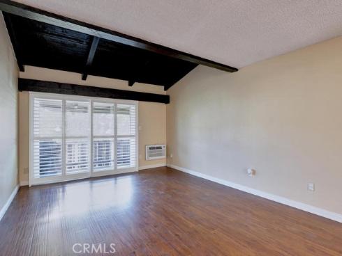 1010  Macarthur  16  Boulevard, Santa Ana, CA