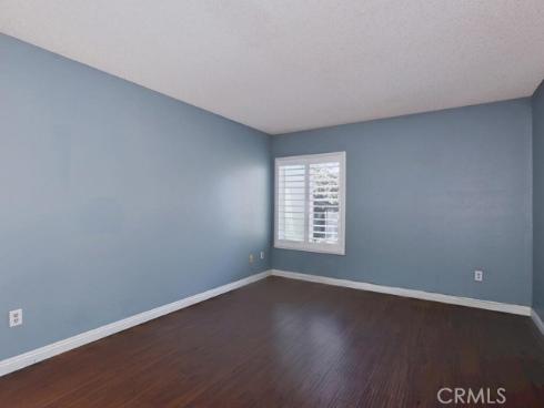 1010  Macarthur  16  Boulevard, Santa Ana, CA