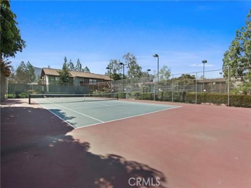 1010 W Macarthur 66 Boulevard, Santa Ana, CA