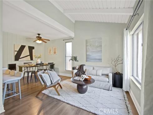 1010 W Macarthur 66 Boulevard, Santa Ana, CA