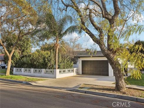 2214 Edna Drive, Santa Ana, CA