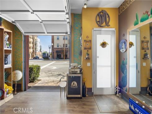 704 N Santiago Street, Santa Ana, CA