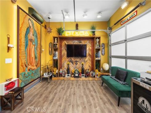 704 N Santiago Street, Santa Ana, CA