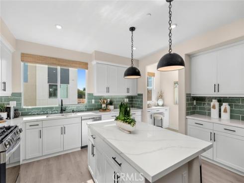 1810 E. 1st 130 Street, Santa Ana, CA